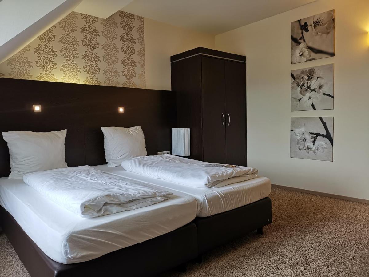 Hotel Stadt Steinheim Steinheim  ภายนอก รูปภาพ